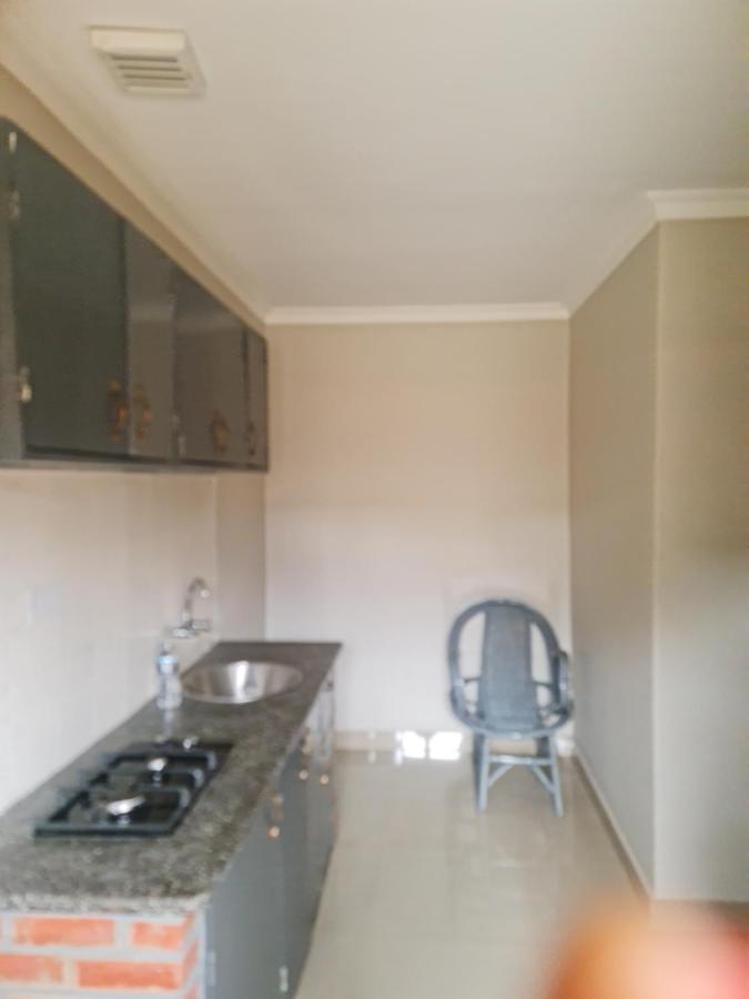 Avon Garden Apartments Area 25 릴롱웨 외부 사진